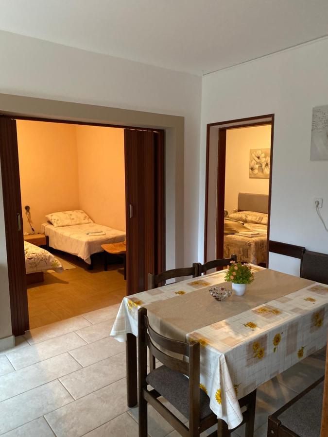Apartment Mare Krk Milohnici Ngoại thất bức ảnh