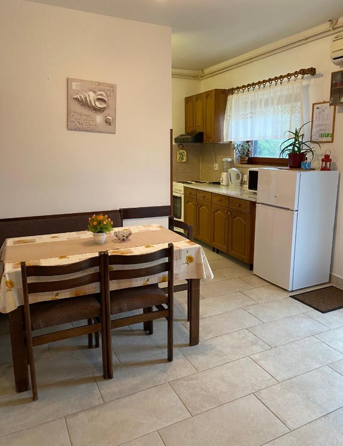 Apartment Mare Krk Milohnici Ngoại thất bức ảnh