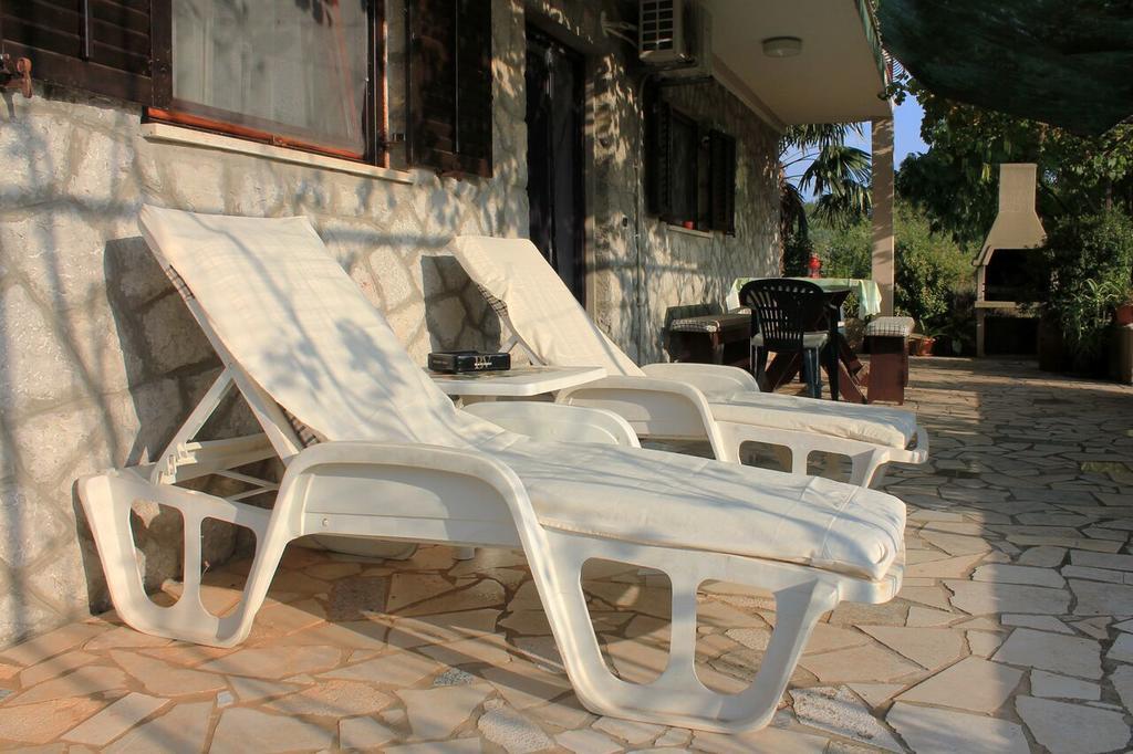 Apartment Mare Krk Milohnici Ngoại thất bức ảnh